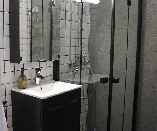 Hieno Kaksio Keskustassa Rauhallisella Alueella شقة لوفيزا